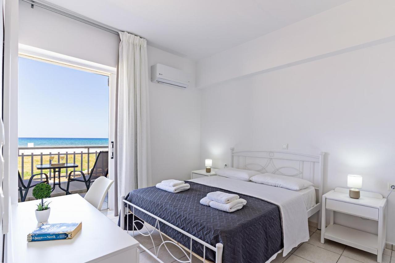 Azure Seaside Apts Magnisía Buitenkant foto