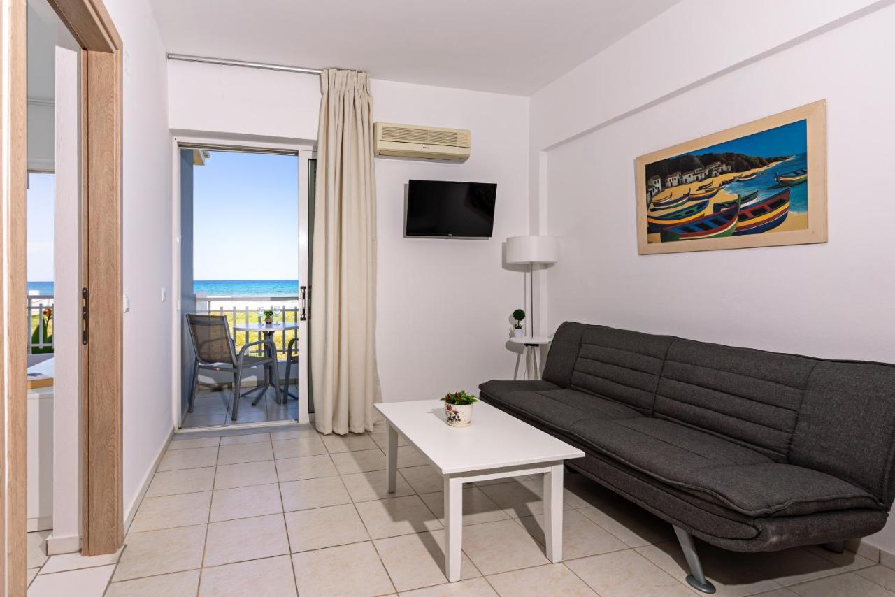 Azure Seaside Apts Magnisía Buitenkant foto