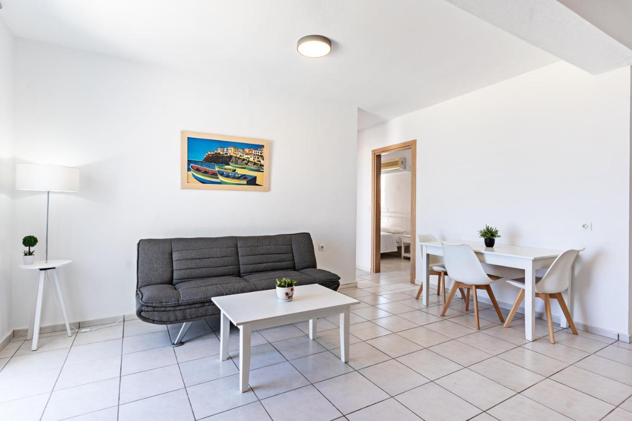 Azure Seaside Apts Magnisía Buitenkant foto