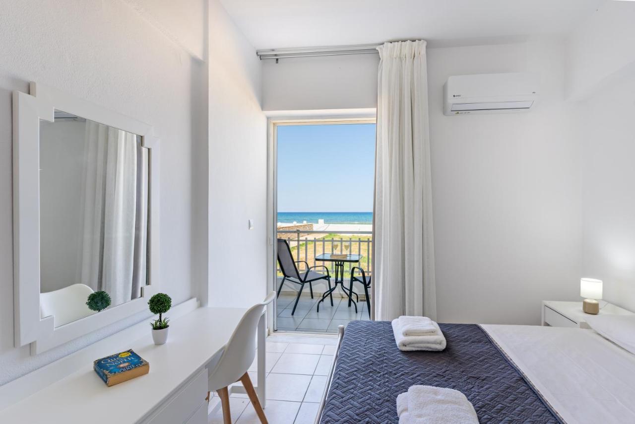 Azure Seaside Apts Magnisía Buitenkant foto