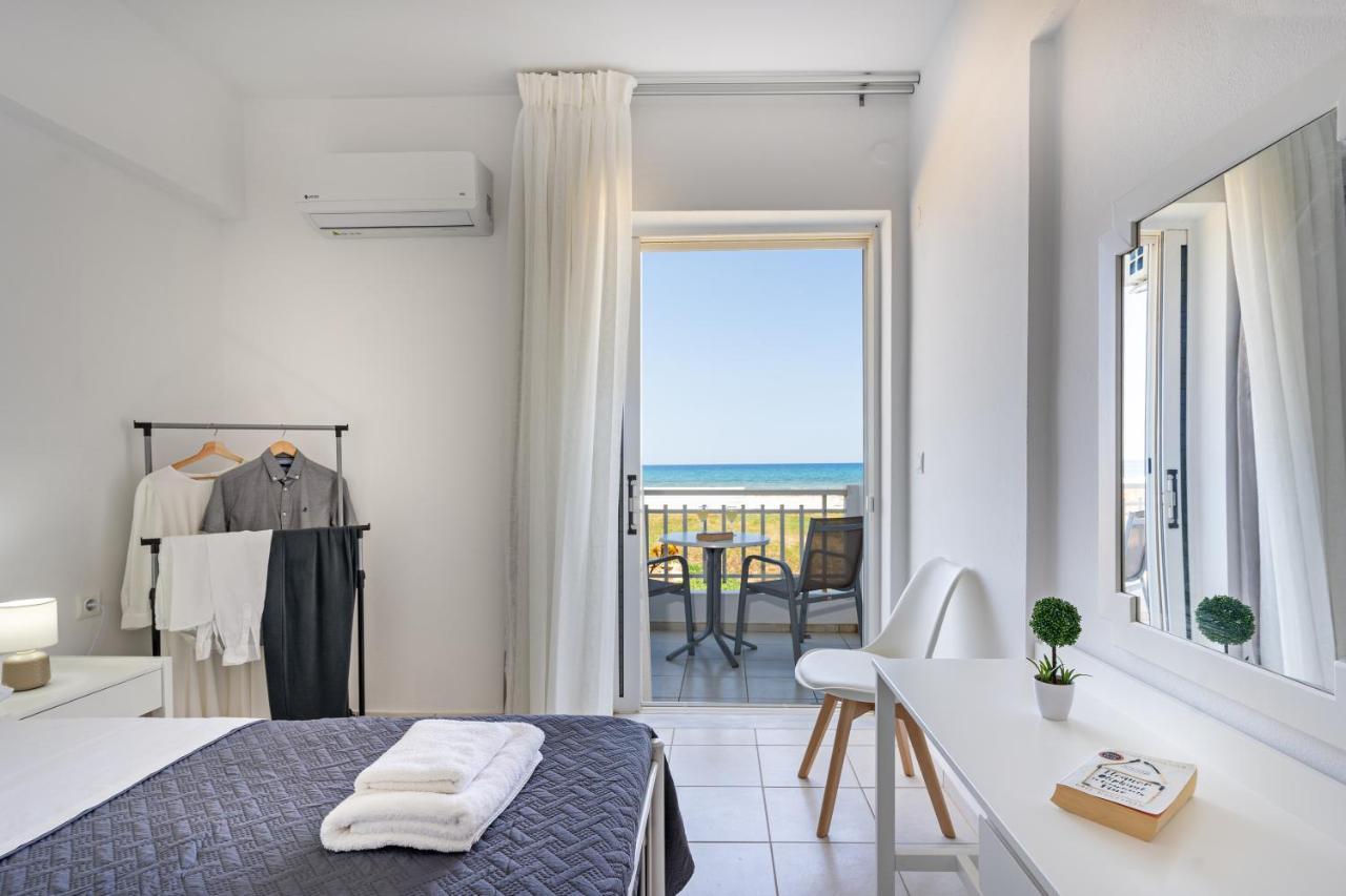 Azure Seaside Apts Magnisía Buitenkant foto