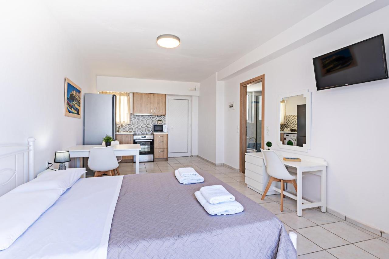 Azure Seaside Apts Magnisía Buitenkant foto